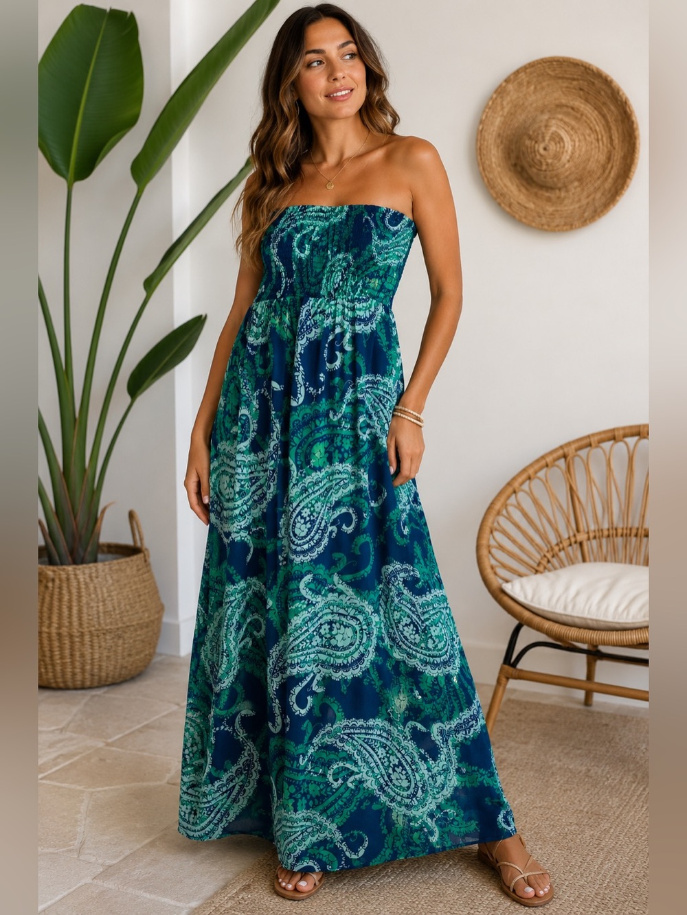 Blue & Green Paisley Strapless Smocked Maxi Dress Women’s Medium